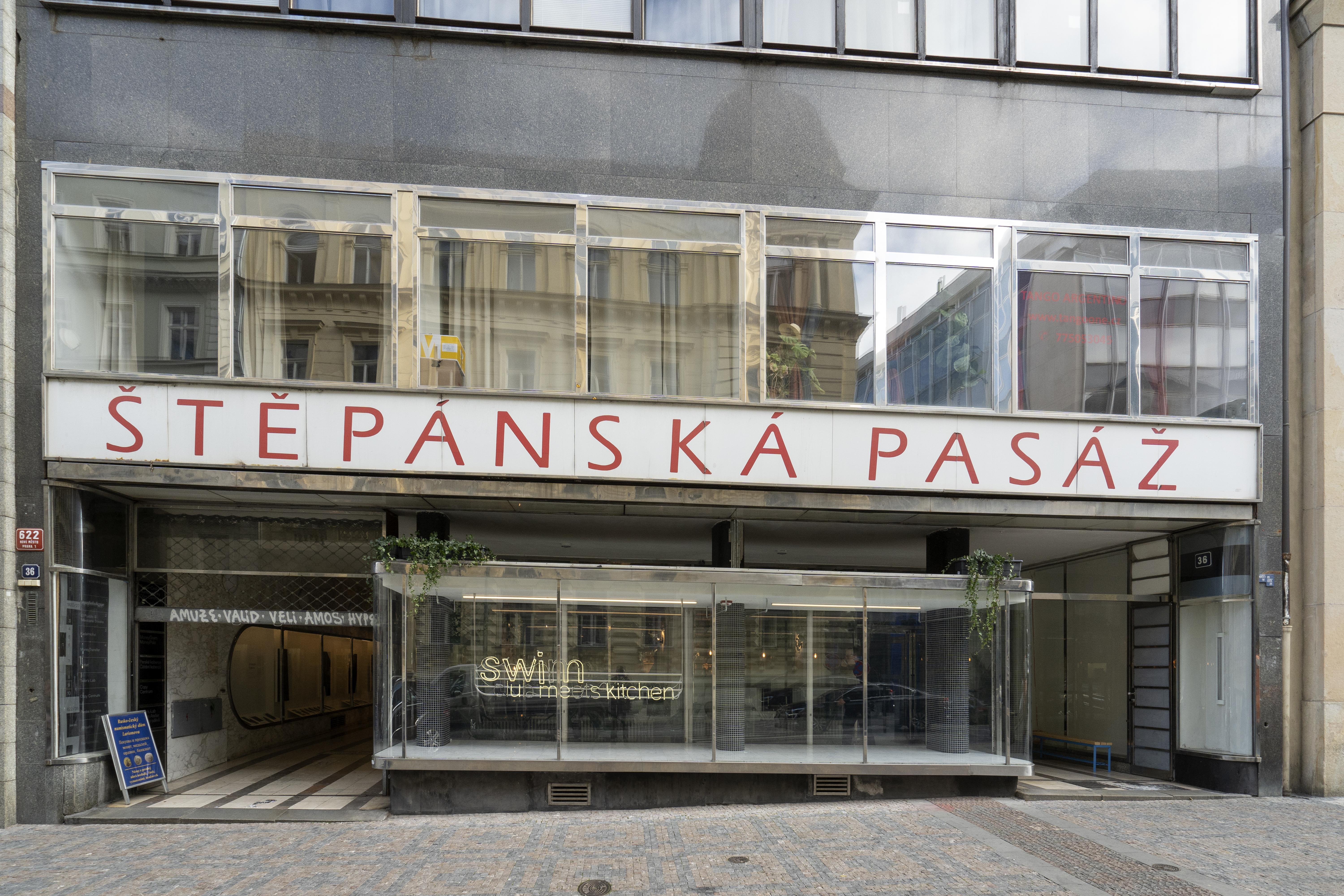 New Town - Apple Apartments Praga Esterno foto