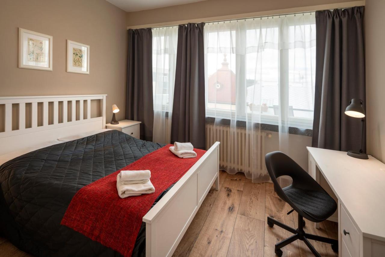 New Town - Apple Apartments Praga Esterno foto