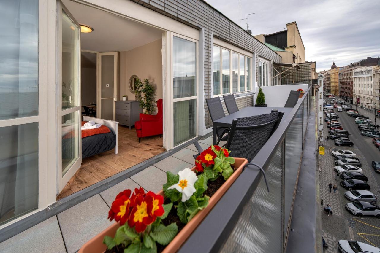 New Town - Apple Apartments Praga Esterno foto